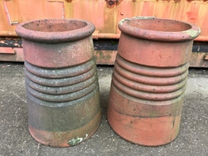 Ribbed squat chimney pots