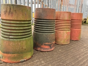 Ribbed chimney pots