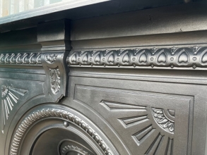 Original Victorian bedroom grate