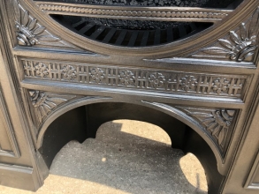 Victorian cast iron combination hob grate & pine surround