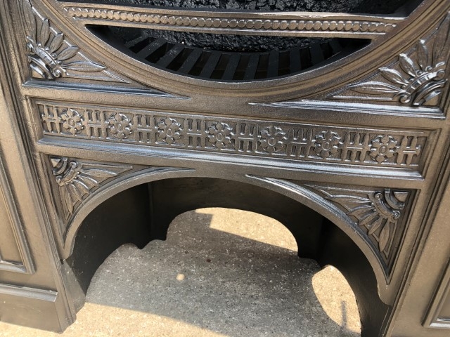 Victorian cast iron combination hob grate & pine surround