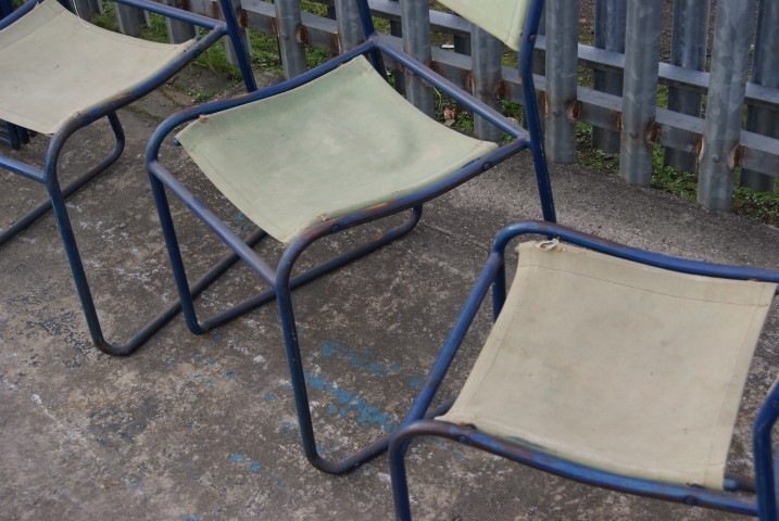 Pel stacking chairs