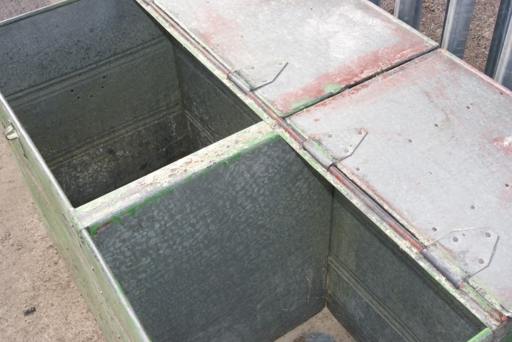 Riveted galvanised flour bin