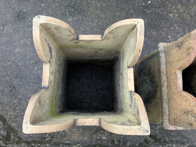 Buff  castellated chimney pots
