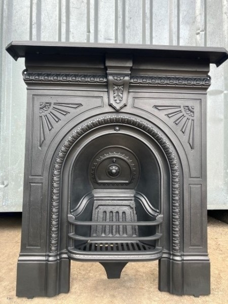 Original Victorian bedroom grate