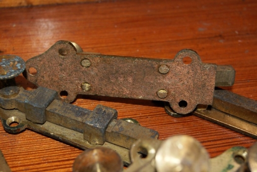 Victorian sliding lock