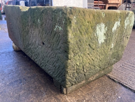 Sandstone trough